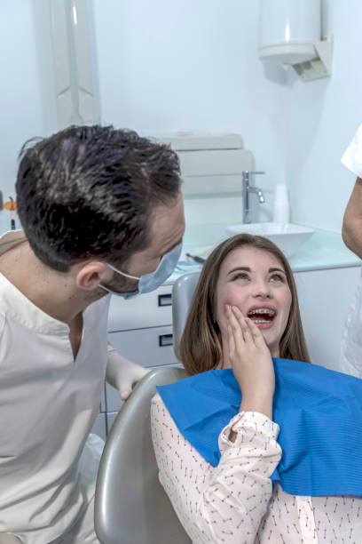 Best Emergency Tooth Extraction in Scottdale, GA